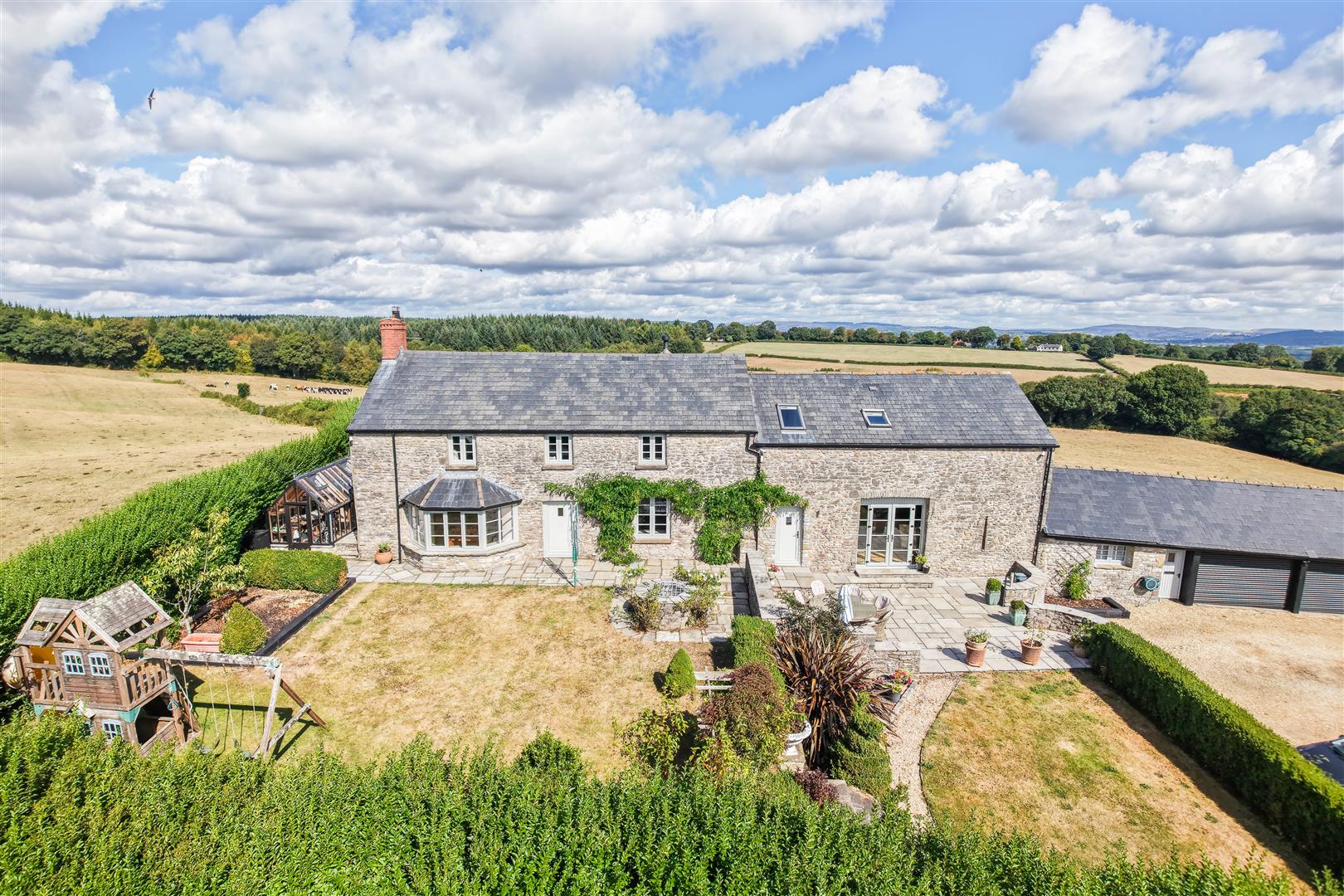 Warren Farm, Pendoylan, Nr Cowbridge, Vale of Glamorgan, CF71 7UJ